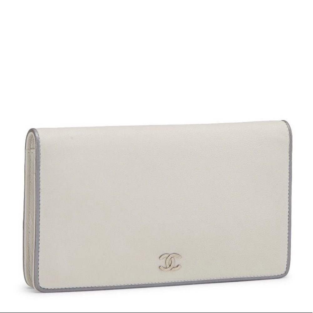 *SOLD*🛎 CHANEL WALLET!
